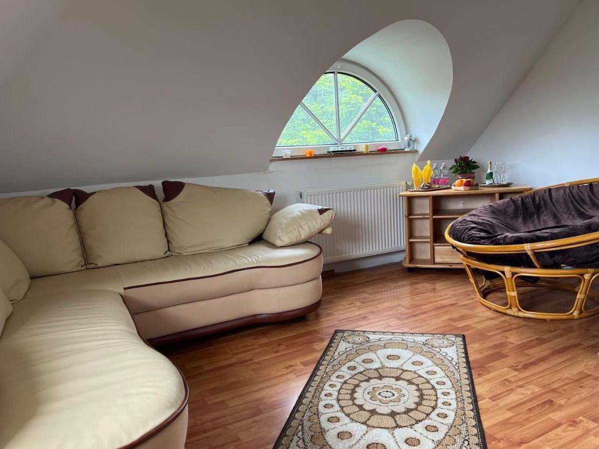 Jurta Hotel Balatongyoeroek Buitenkant foto