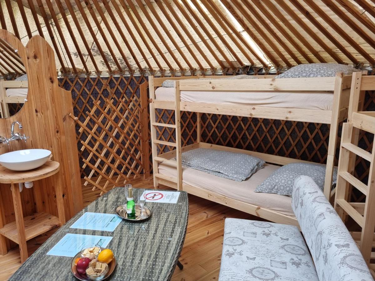 Jurta Hotel Balatongyoeroek Buitenkant foto